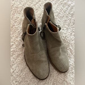 Alberto Fermani booties